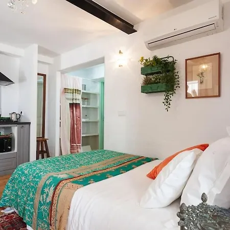 A Boemia Street Studio Apartment Lisbon